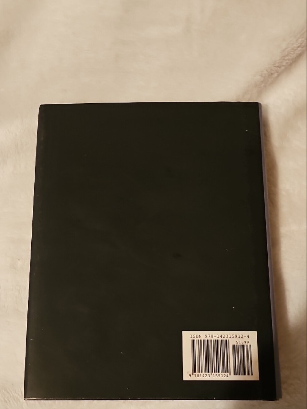 Disney 4 Book Bundle Hardcover. - Picture 7 of 9
